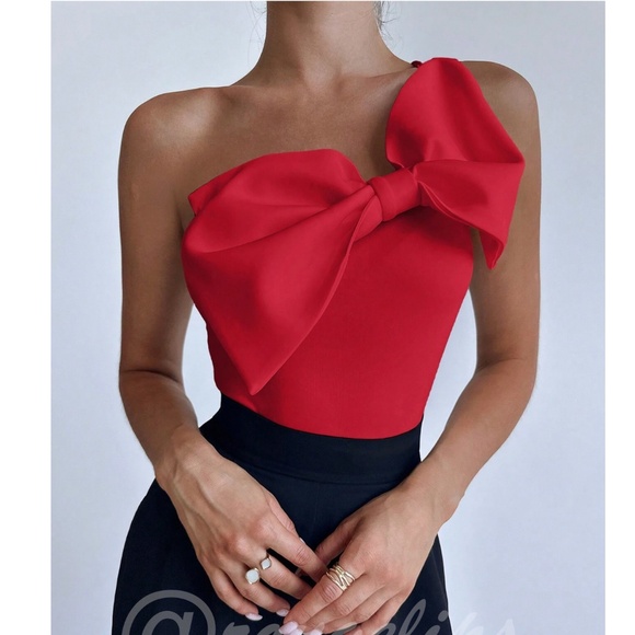 Red Large Bow One Shoulder Bodysuit Slim Fit Asymmetrical - Picture 1 of 8